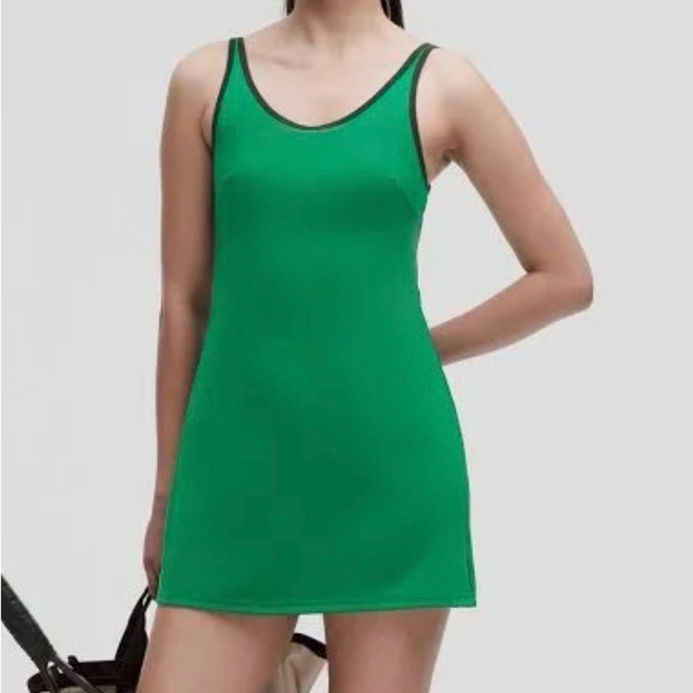 🎉NWT Lululemon Scoop-Neck Cutout Tennis Dress Size Small!